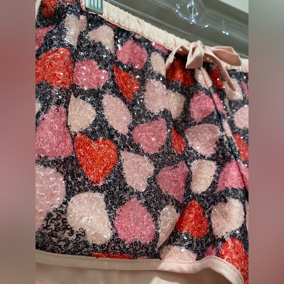 Victoria's Secret Red & Pink Sequin Heart Print Dolphin-Hem Sleep Shorts - XS - Picture 7 of 14